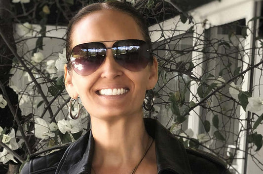 GAIL ELLIOTT AND HER VINTAGE LEATHER JACKETS....PLUS YOUR FREE GIFT