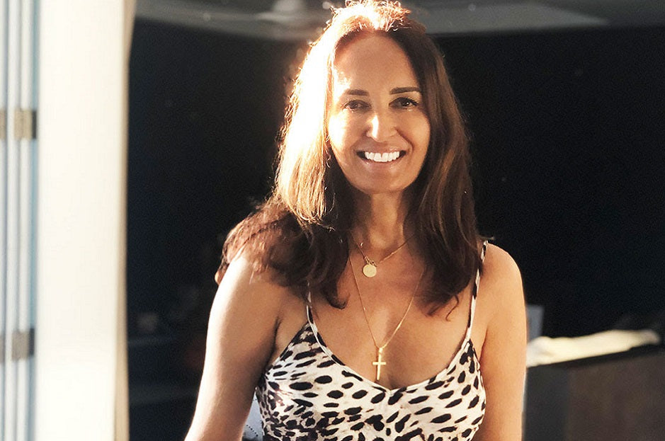 GAIL ELLIOTT'S ANYWHERE EVERYWHERE PIECES