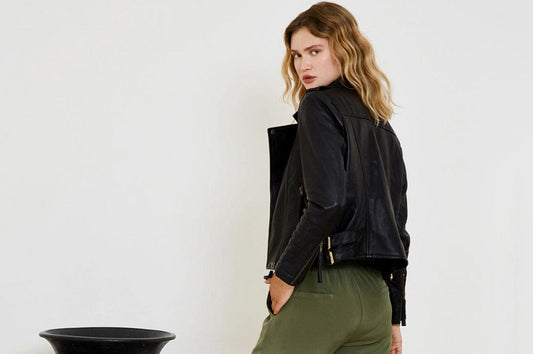 FEEL GOOD FASHION - PLUS YOUR GIFT WITH PURCHASE