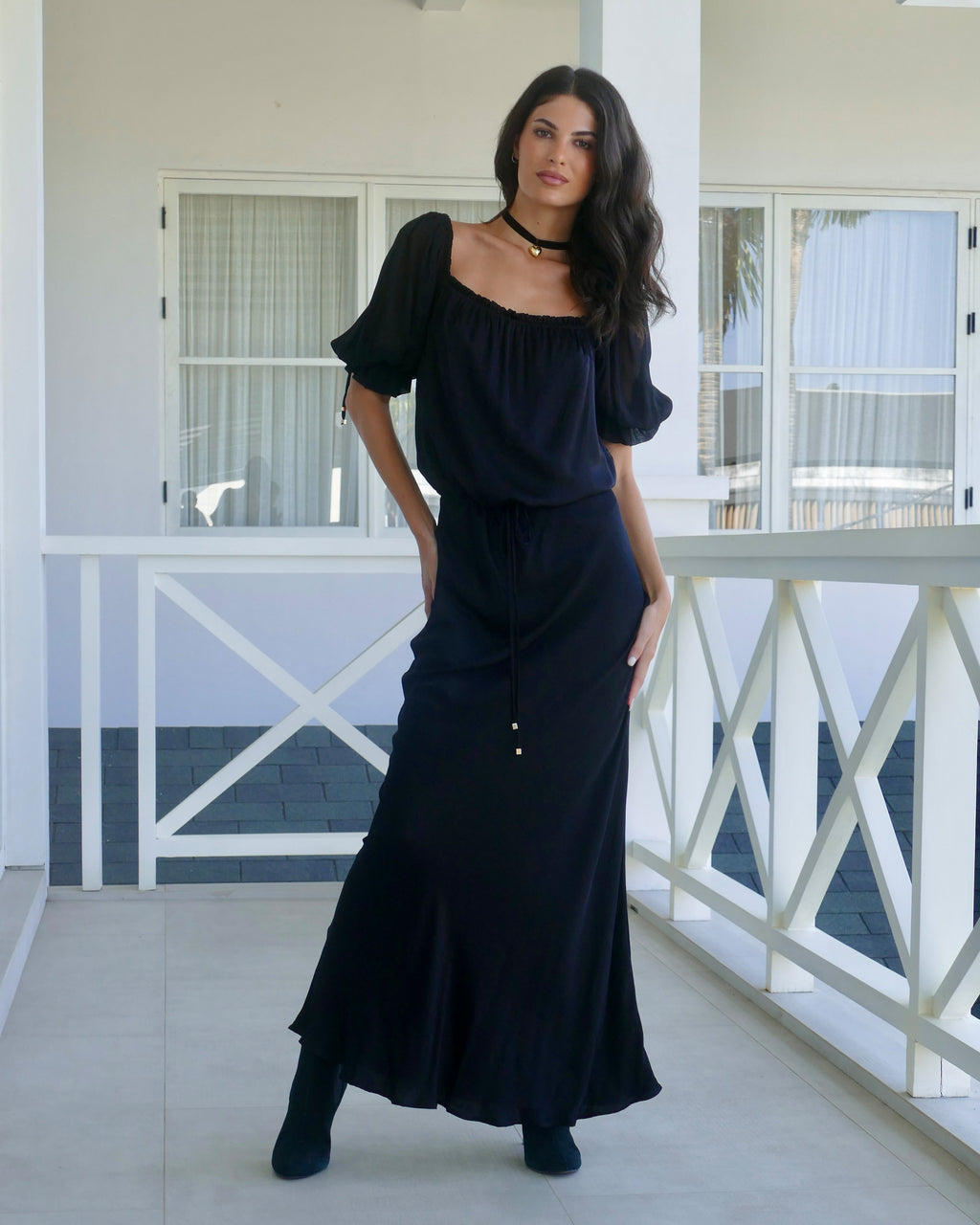 Model is 178 cm / 5'10" inches in height and wears a size S.
