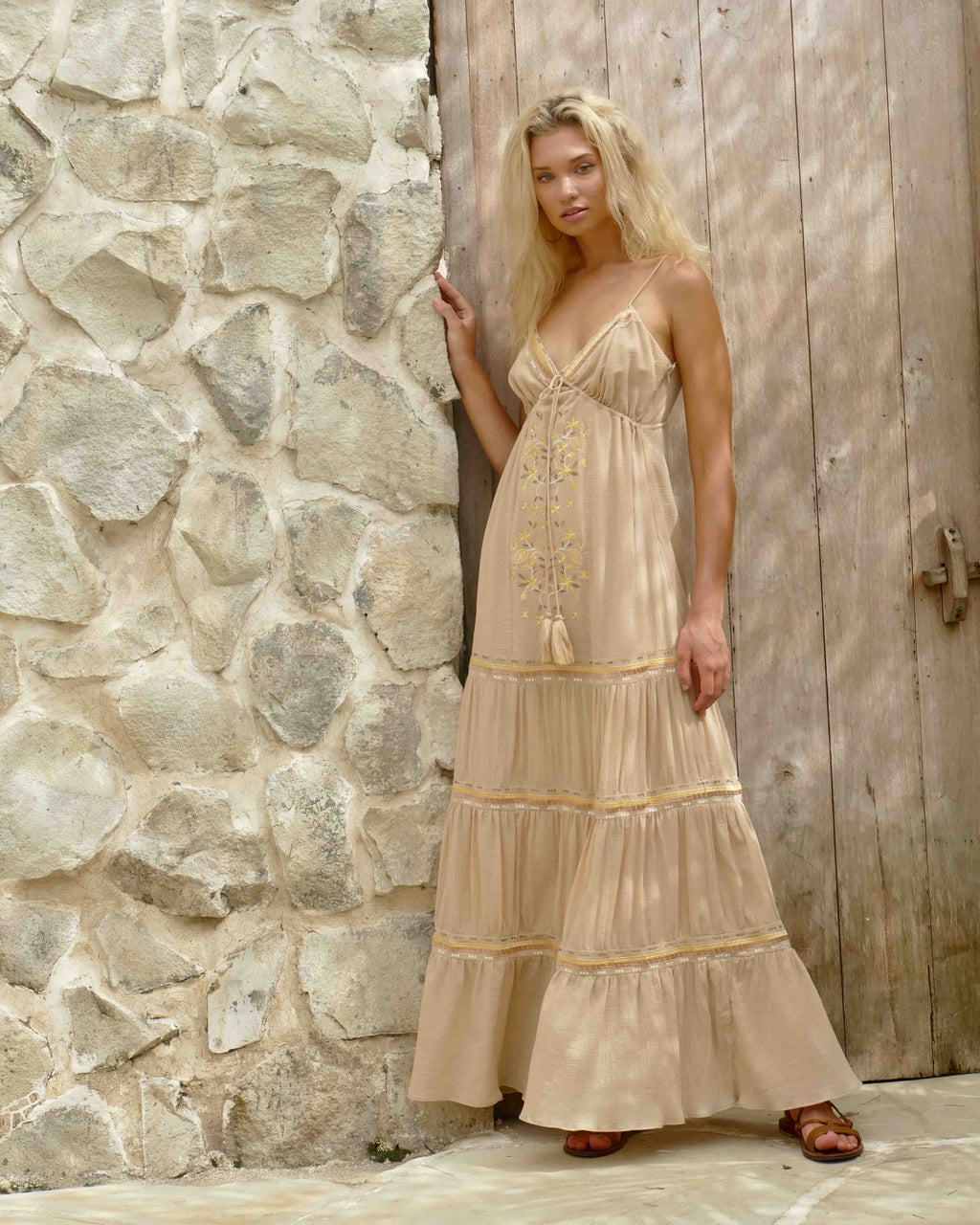 Model is 176cm / 5' 9" inches and wears a size XS