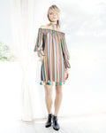 Model is 180cm / 5' foot 10.9" inches in height and is wearing size XS