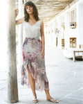 Model is 178cm / 5' foot 10" inches in height and wears a size S