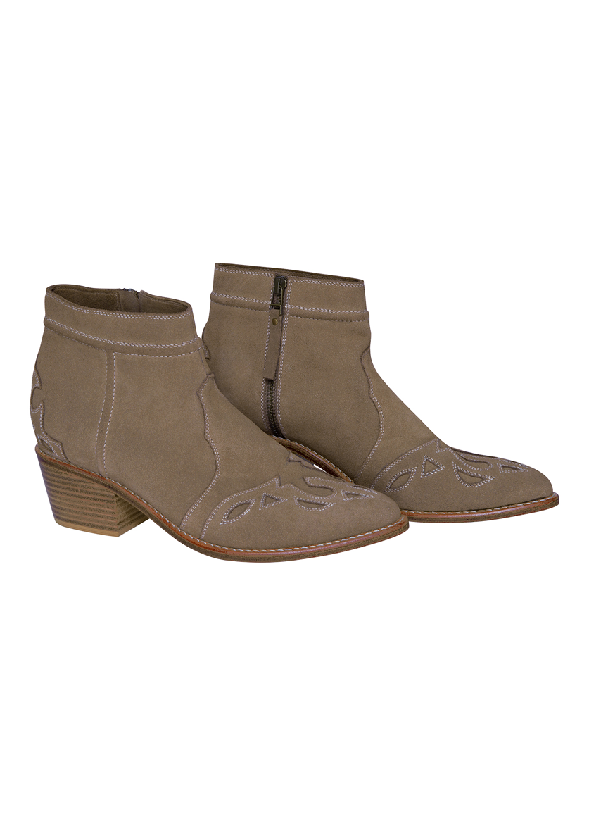 Hitchhiker Boot