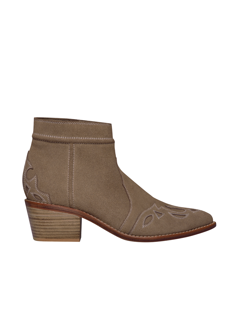 Hitchhiker Boot