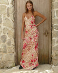 Model is 173cm / 5' foot 8" inches in height and wears a size XS
