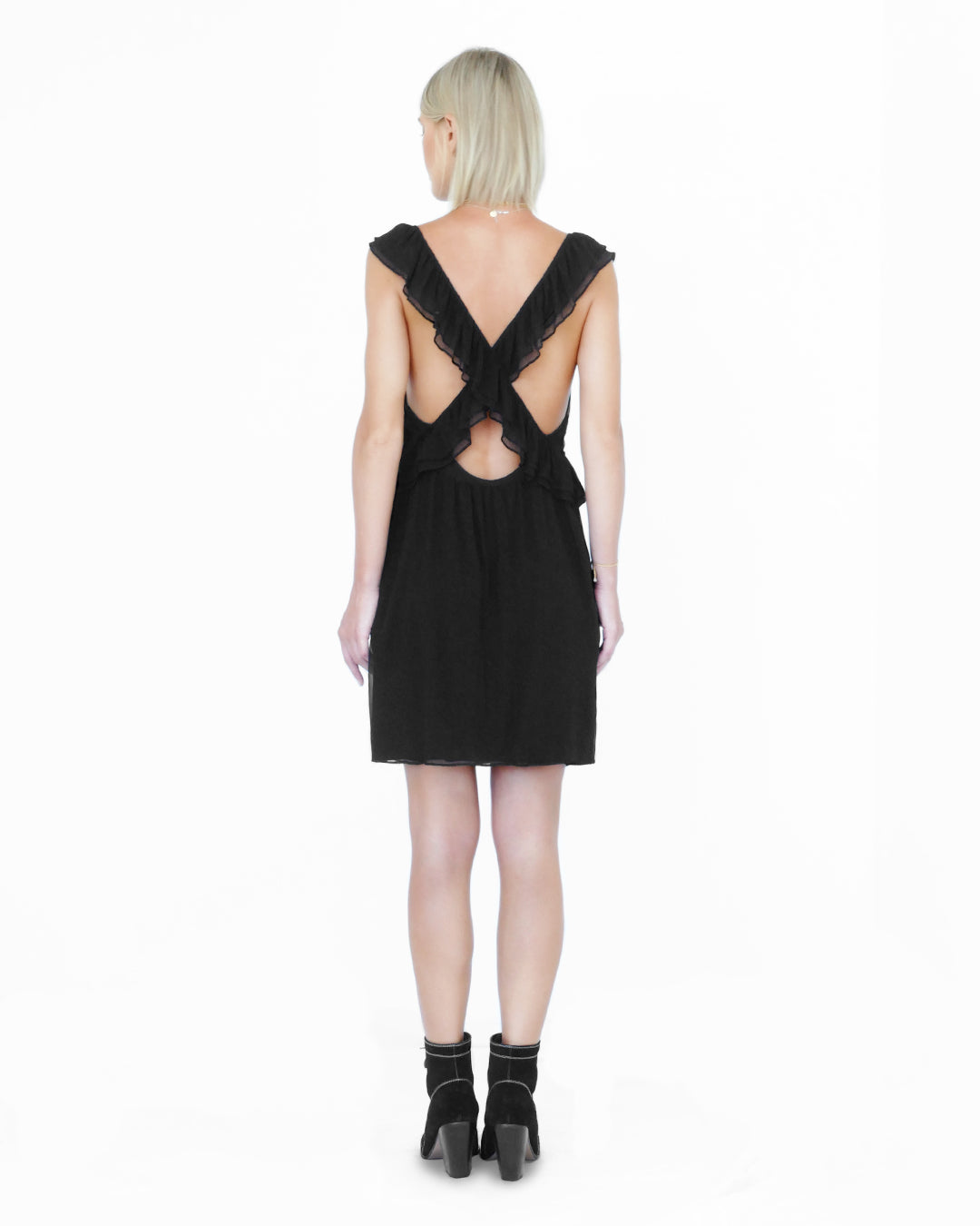 Model is 178cm / 5' foot 10" inches in height and is wearing an XS